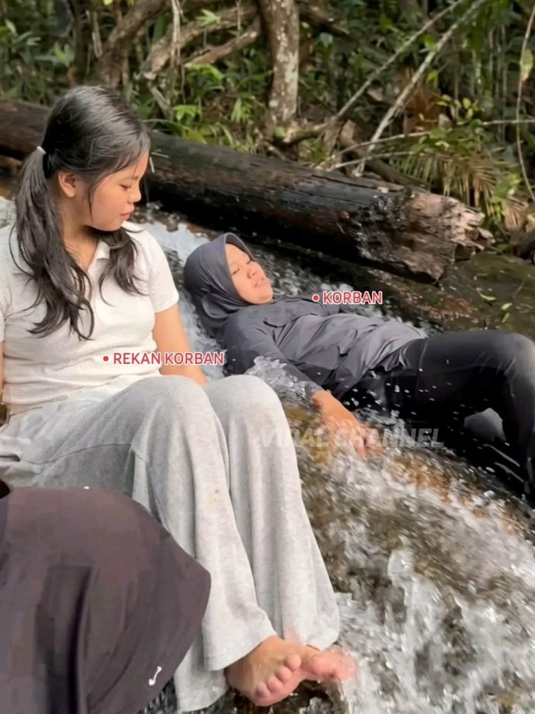 Wanita asal Padang Pariaman Tewas usai Tergelincir di Air Terjun Robo Harau (2)